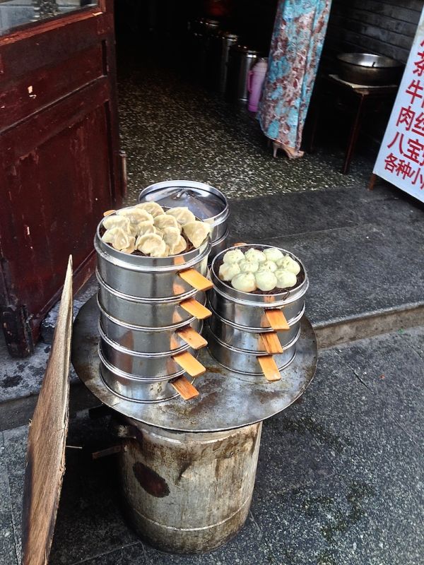 Raviolis vapeurs dumplings Dumplings, raviolis cuits à la vapeur dans les hutongs de Pékin