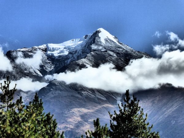 Pic de Pisang Pic de Pisang Himalayas