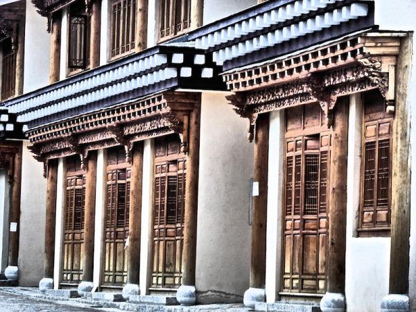 Wooden houses in Shangri-La's old town which survived the great fire Wooden houses in Shangri-La's old town which survived the great fire