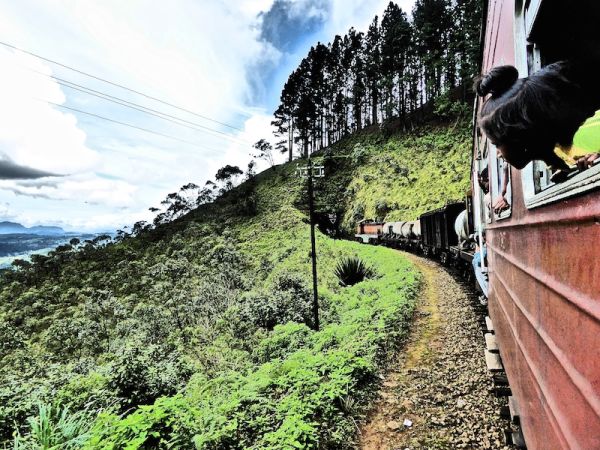 Train from Nuwara Eliya to Ella, a journey through the clouds