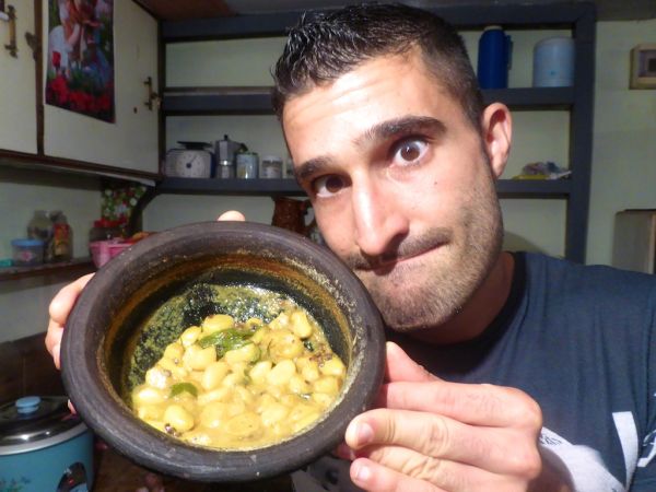 Sri Lankan garlic curry recipe