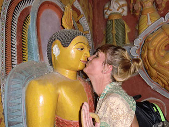 Kissing a Buddha can get you arrested Kissing a Buddha can get you arrested