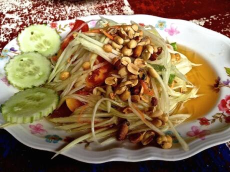 Som Tam (Thai papaya salad) recipe • Nomadic Boys