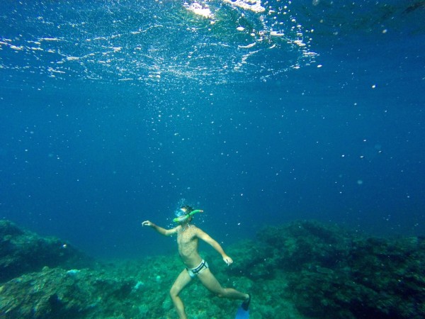 Snorkelling around El Nido by Matinloc Island Snorkelling around El Nido by Matinloc Island