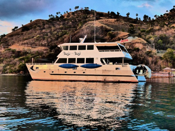 Bajo Baji liveaboard, Labuanbajo, Flores island Bajo Baji liveaboard for diving in Komodo National Park, Labuanbajo