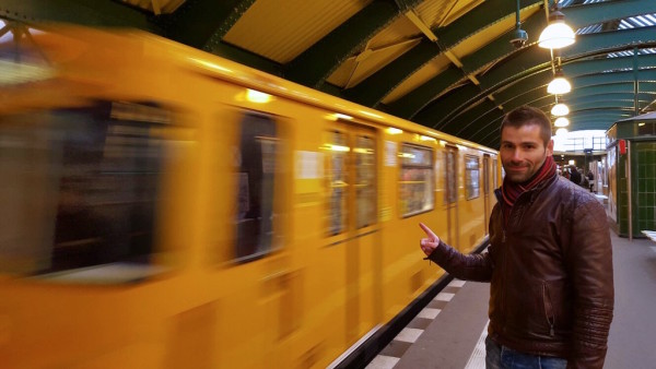 How to get from Schoenefeld airport to Berlin city centre with U-Bahn