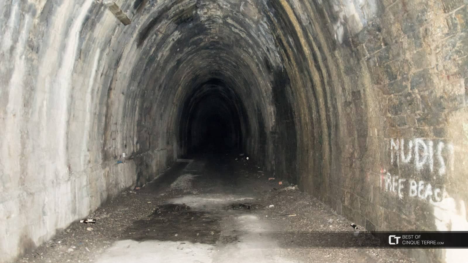 The tunnel to reach Guvano gay beach in Italy