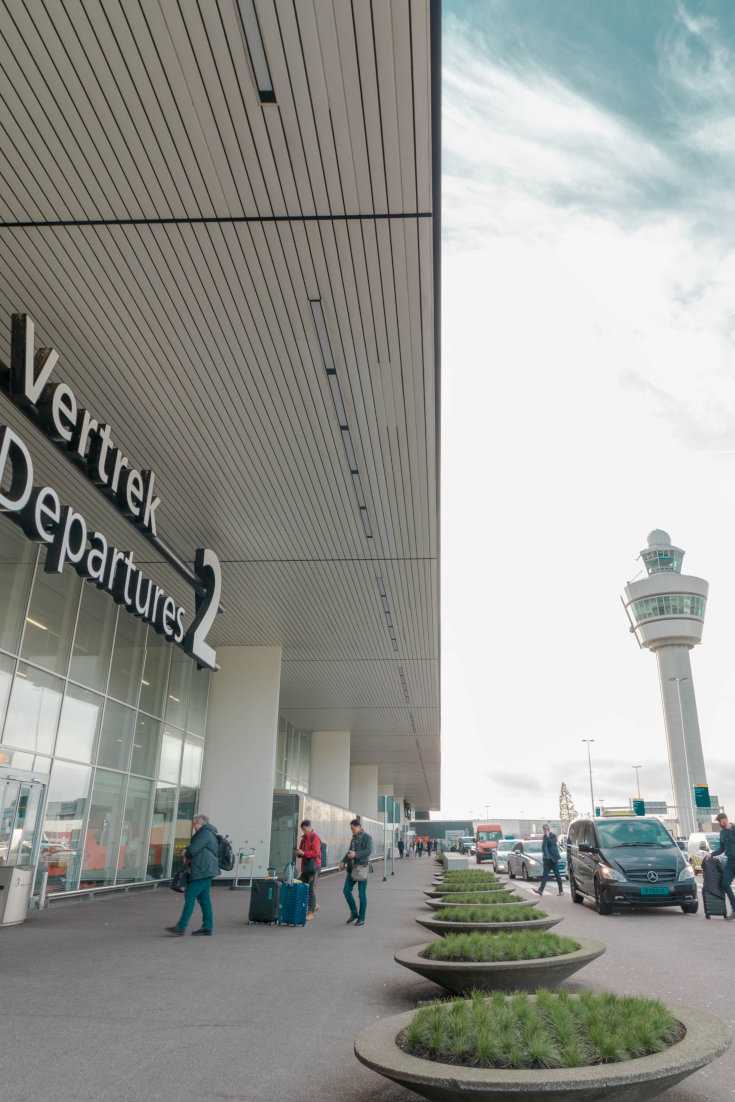 amsterdam airport from city center