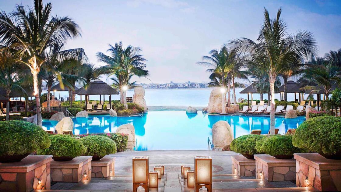 Gay Travel to Dubai safety tips, bars, clubs & gay friendly hotels