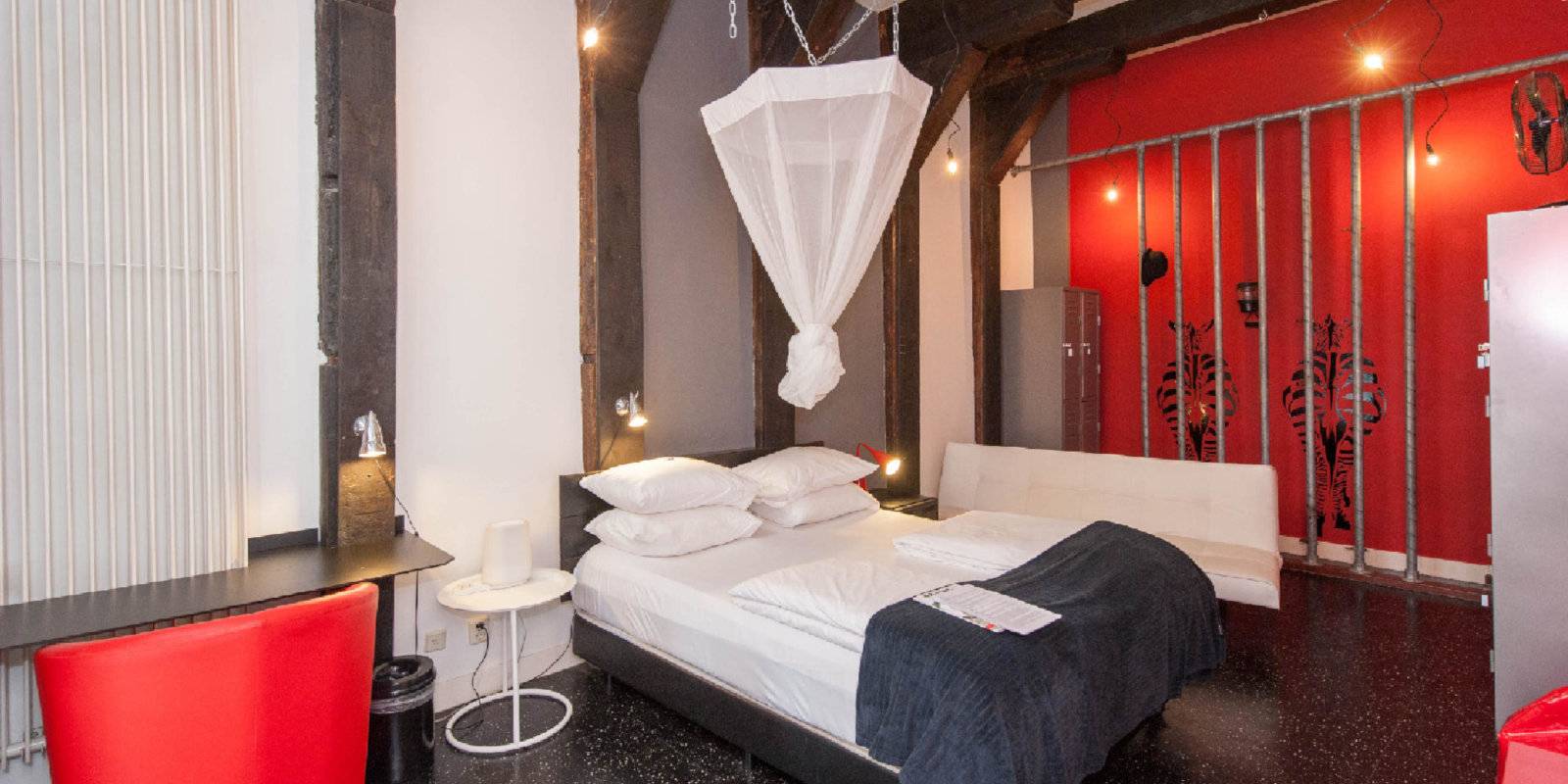 10 cool gay hotels in Amsterdam from budget to luxury • Nomadic Boys