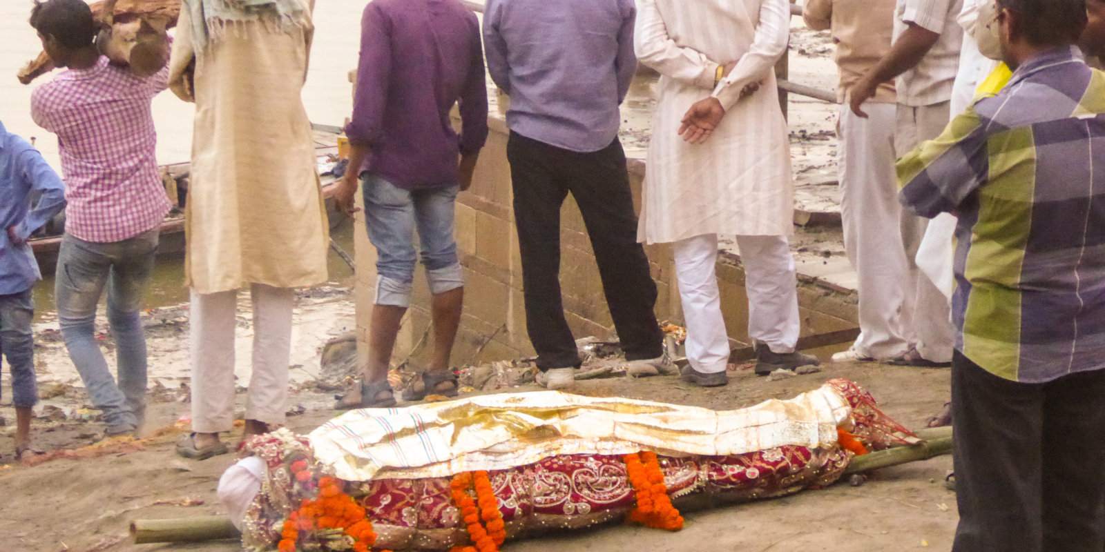 The Ganges River is often used to spread the ashes of cremated bodies in Varanasi