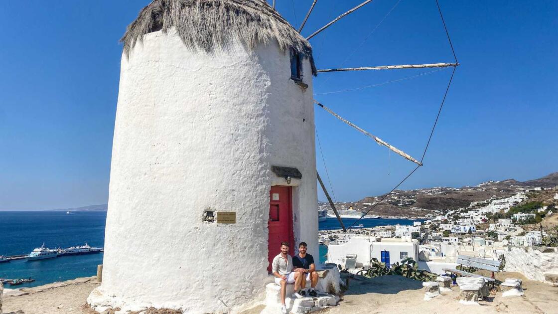 Gay Mykonos: travel guide to the best gay bars, clubs and beaches