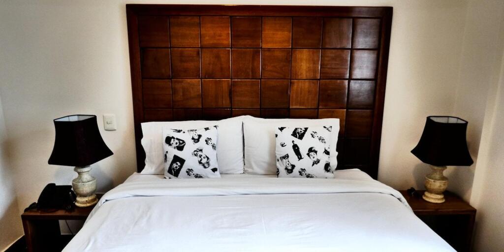 Gay Quito travel guide with the best bars, clubs, hotels and more