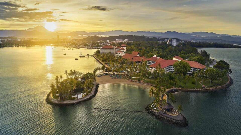 Gay guide to Kota Kinabalu in Sabah, Malaysia • Nomadic Boys