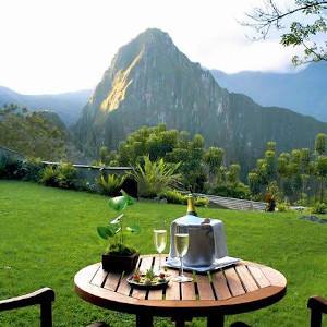 Belmond Sanctuary Lodge é um hotel de luxo gay friendly no sopé da montanha Machu Picchu