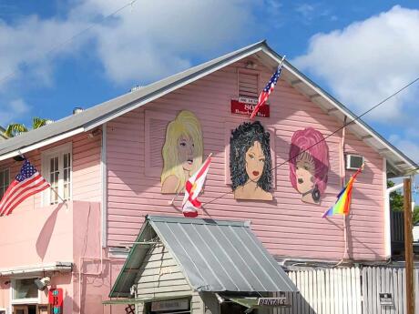 A cena gay em Key West é sem dúvida a melhor em Florida Keys, com muitos bares e clubes gays para experimentar