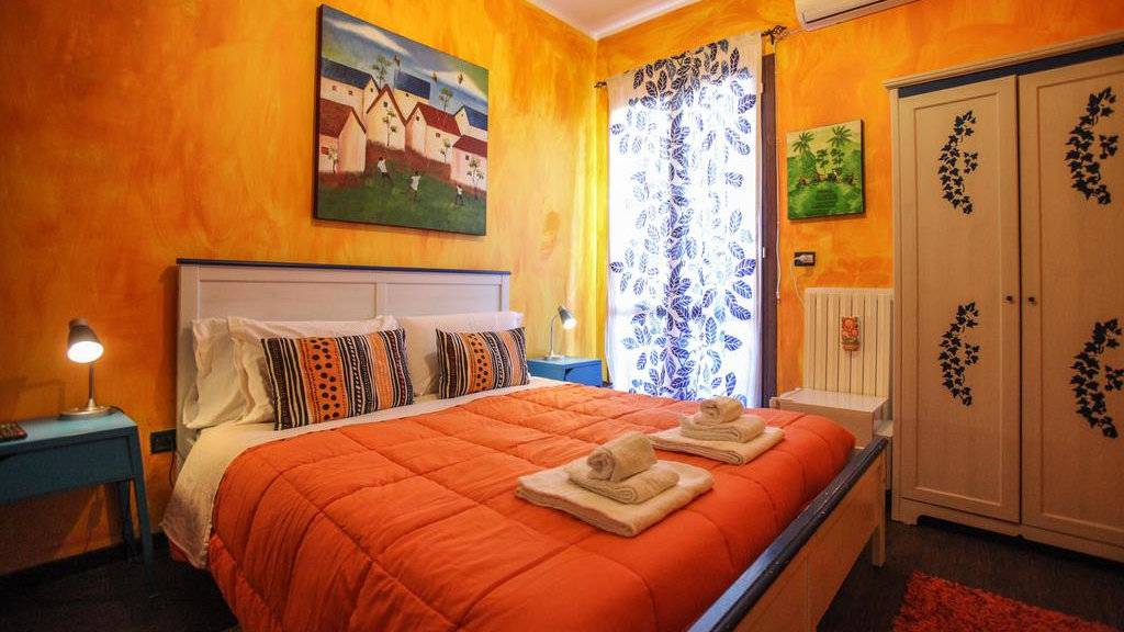 Sottosopra is a gay friendly bed and breakfast in Galliopoli that's perfect for gay travellers on a budget