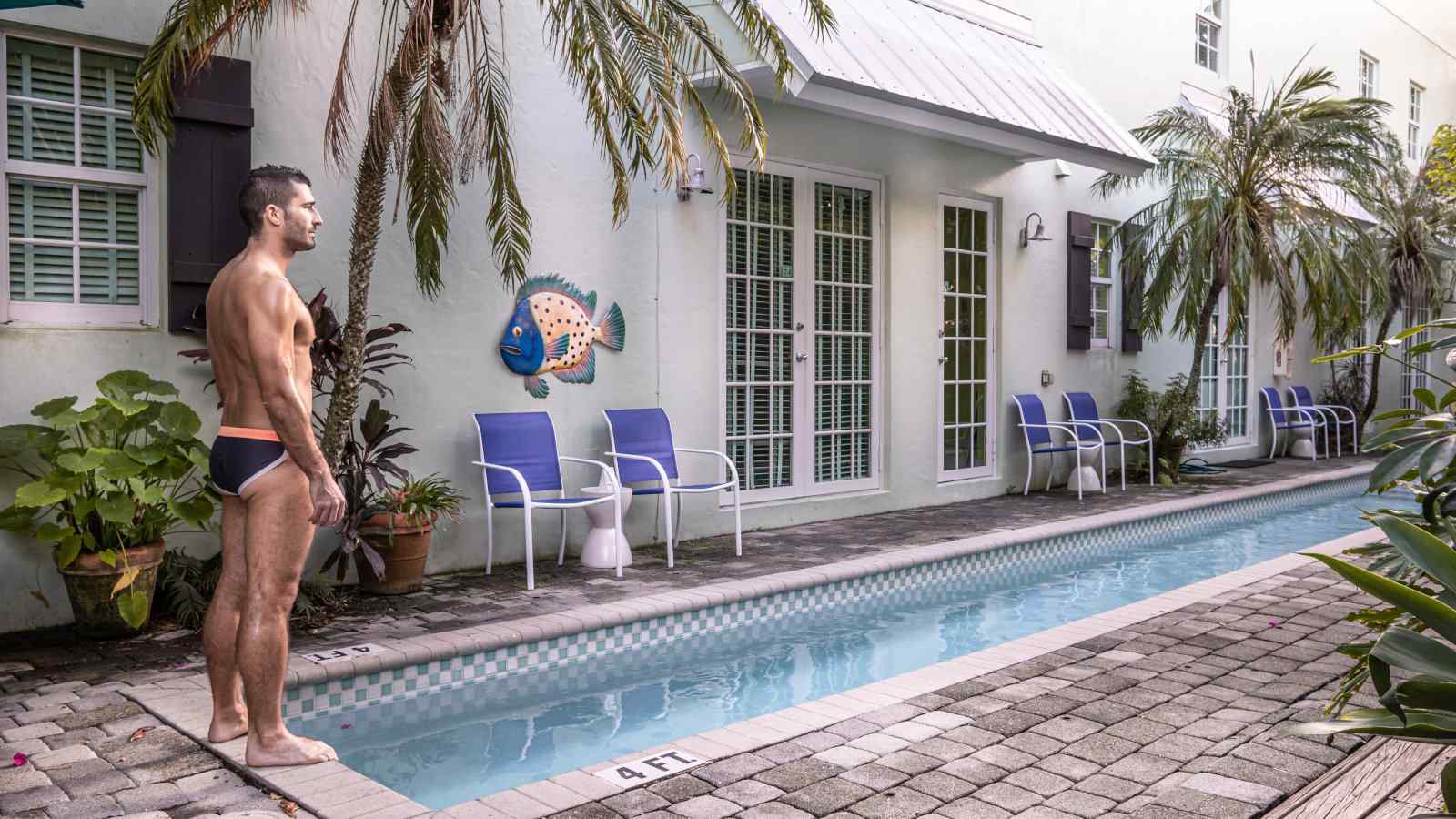 The Pineapple Point Guesthouse in Fort Lauderdale is a luxurious clothing-optional and male-only choice of gay accommodation