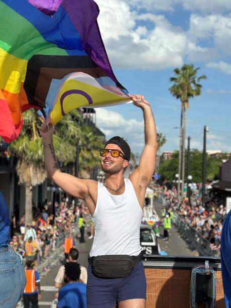 Sion of The Globetrotter Guys gay travel blog in Tampa Florida gay pride.