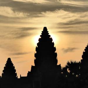 Ver Angkor Wat ao nascer do sol é uma das atividades obrigatórias em Siem Reap