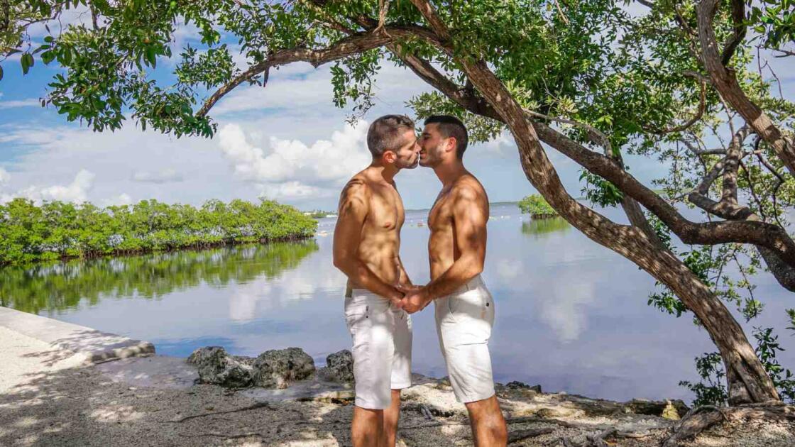 8 Best Gay Vacation Destinations in the USA (Updated 2024)