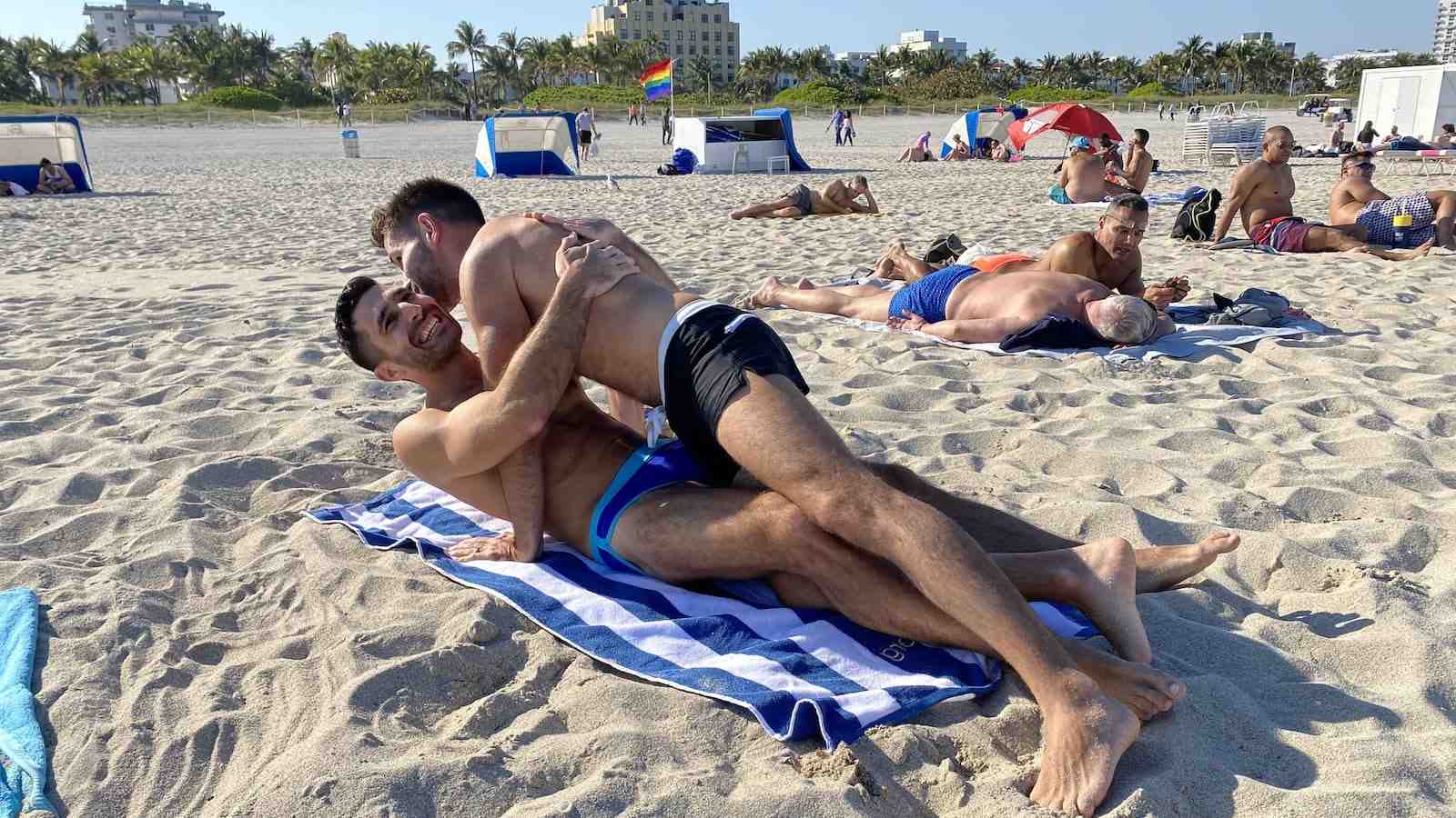 12th Street Beach - Gay Guide Miami - Gay Beach Gay Sejour Miami