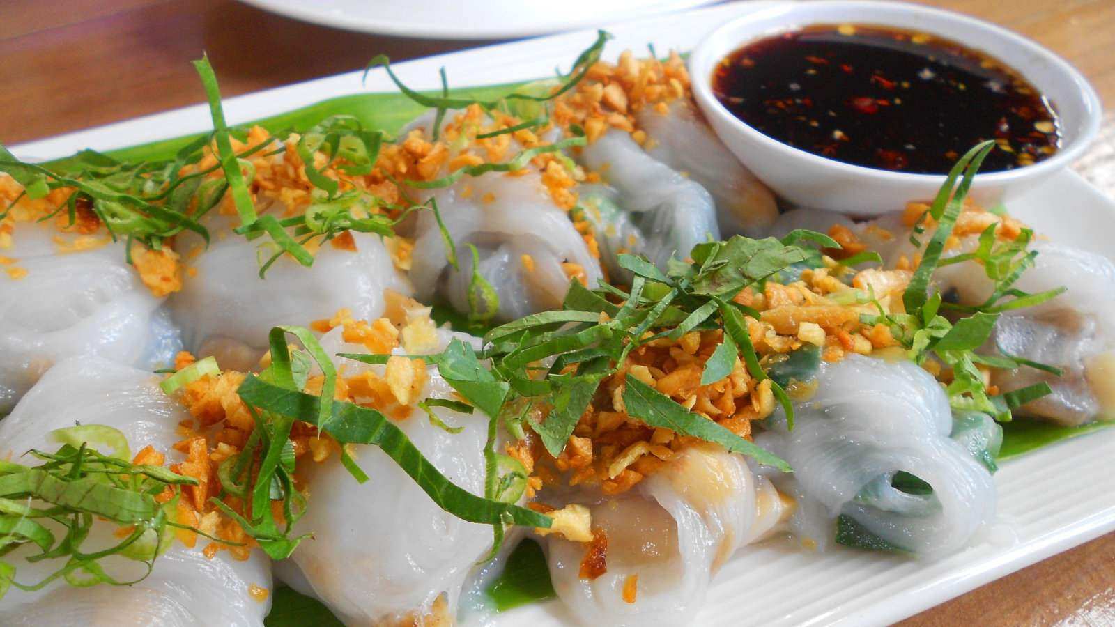 Banh cuon zijn een soort Vietnamese rolletjes met lekkere paddestoelenvullingen