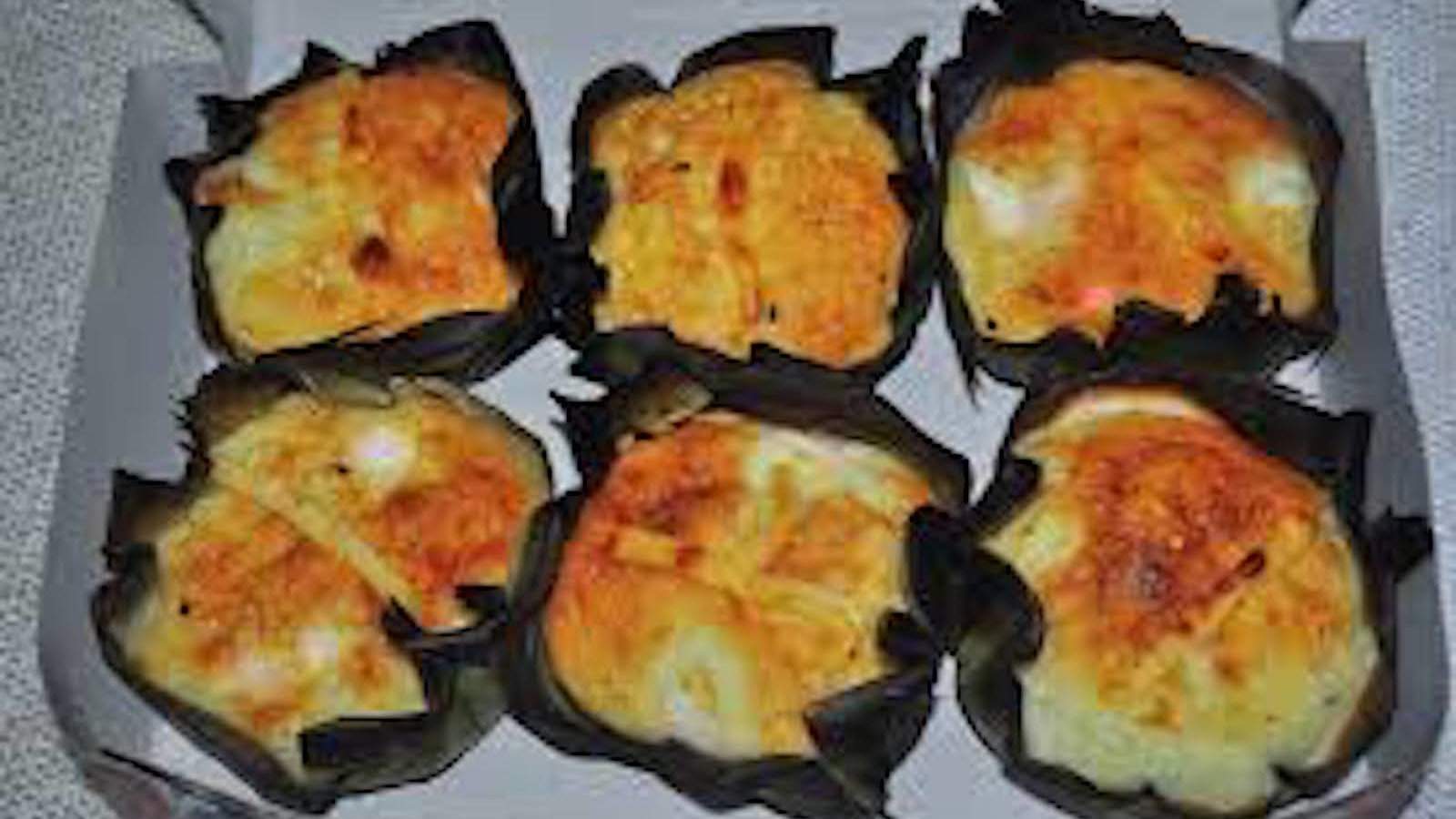 Bibingkas são um delicioso bolo filipino tradicionalmente comido na manhã de Natal