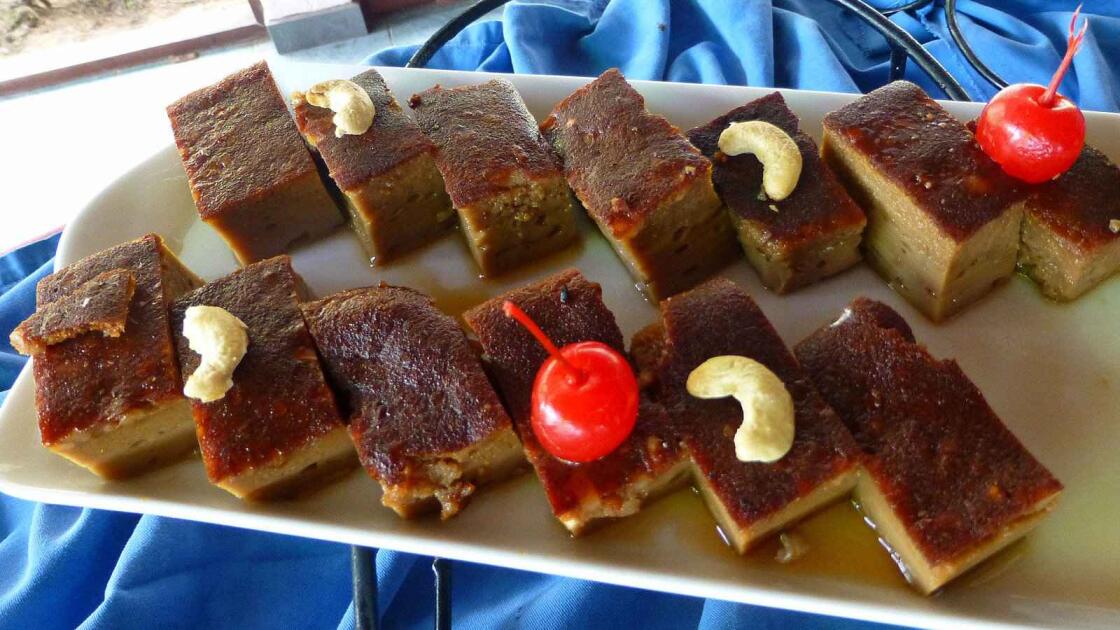 18 traditional food and dishes you must try in Sri Lanka • Nomadic Boys