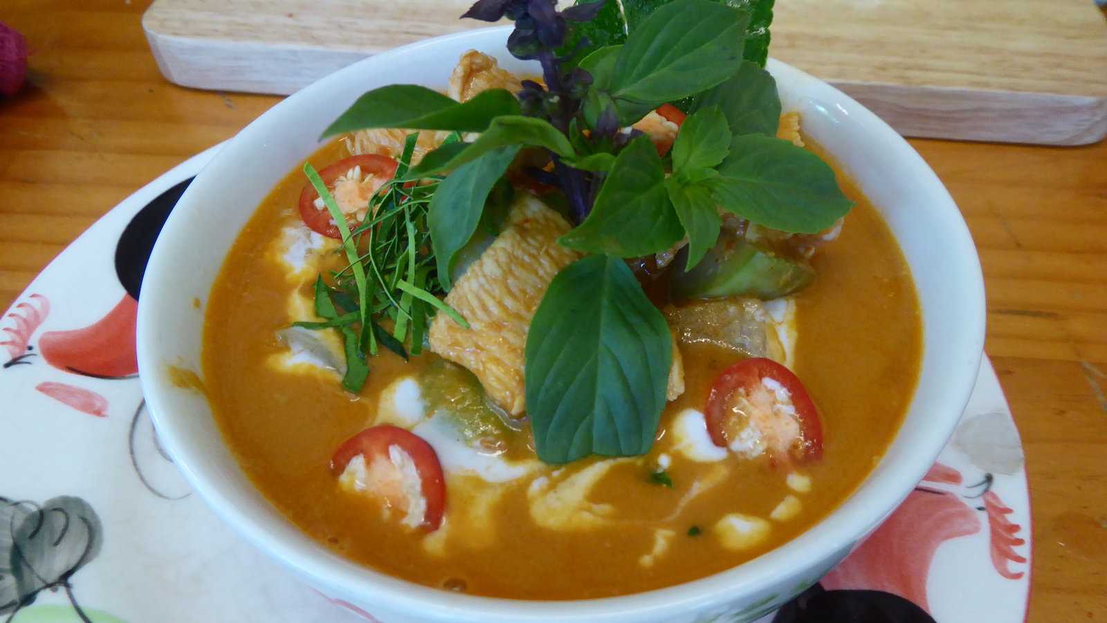 O curry vermelho tailandês é uma das variações mais deliciosas de um curry