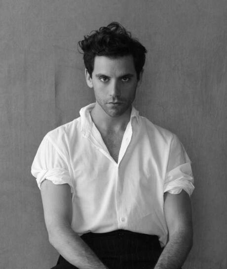 MIKA is a well-known (and hot) gay singer with some great bops to his name