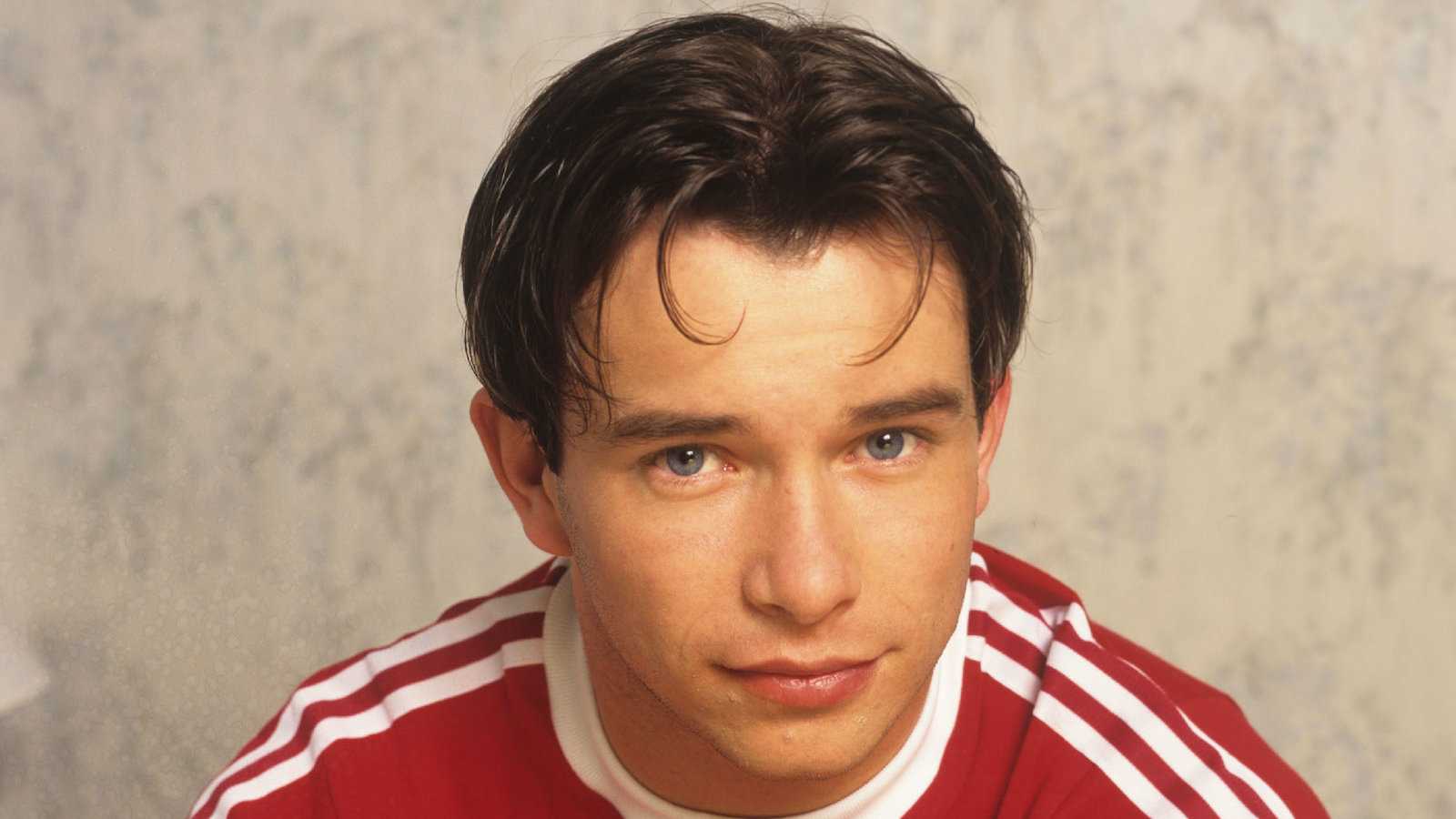 As one of the lead singers in Boyzone, Stephen Gately was one of the hottest gay singers of all time