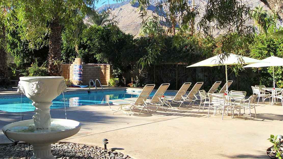 El Mirasol Villas was the first gay resort in the Warm Sands neighborhood of Palm Springs and is still going strong!