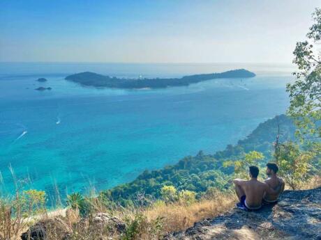 The view alone is worth making the hike to Koh Adang's viewpoint over Koh Lipe