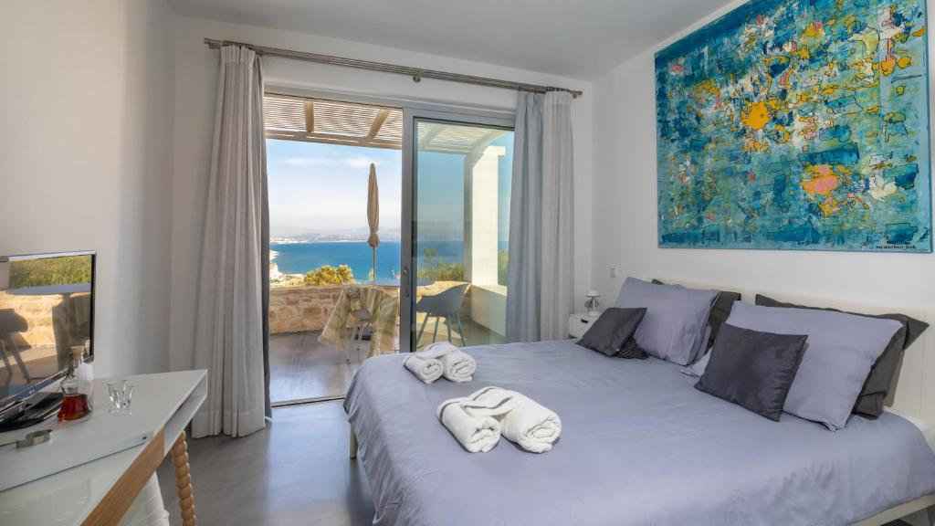 For an intimate and gay friendly stay on Crete, we love the four studios at Galini Breeze