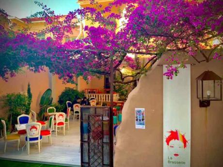La Brasserie is an eclectic and gay friendly bar/restaurant on Crete