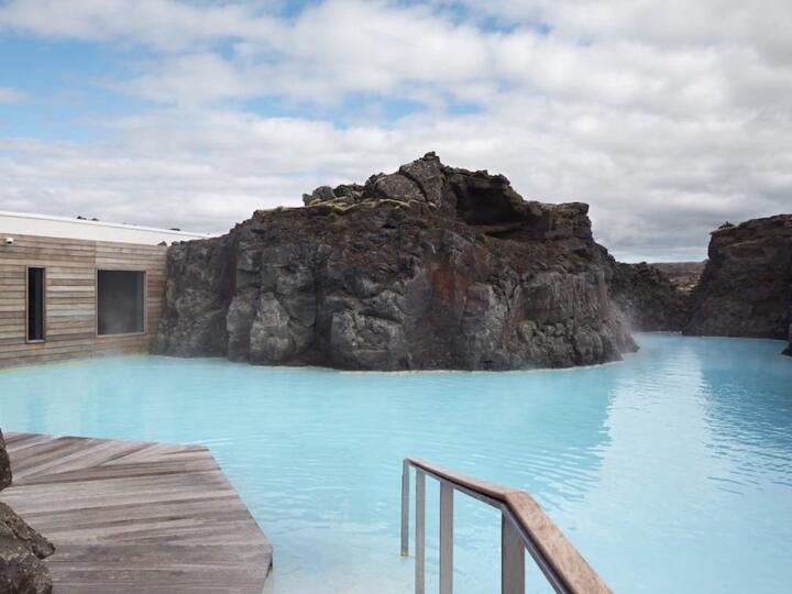 One of the most iconic place in Iceland, the blue lagoon is an attraction not to be missed for LGBTQ travelers