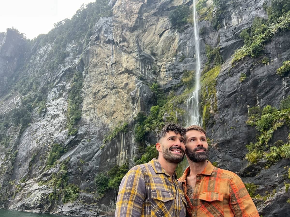 Staring in wonder gay couple on gay tour of New Zealand.