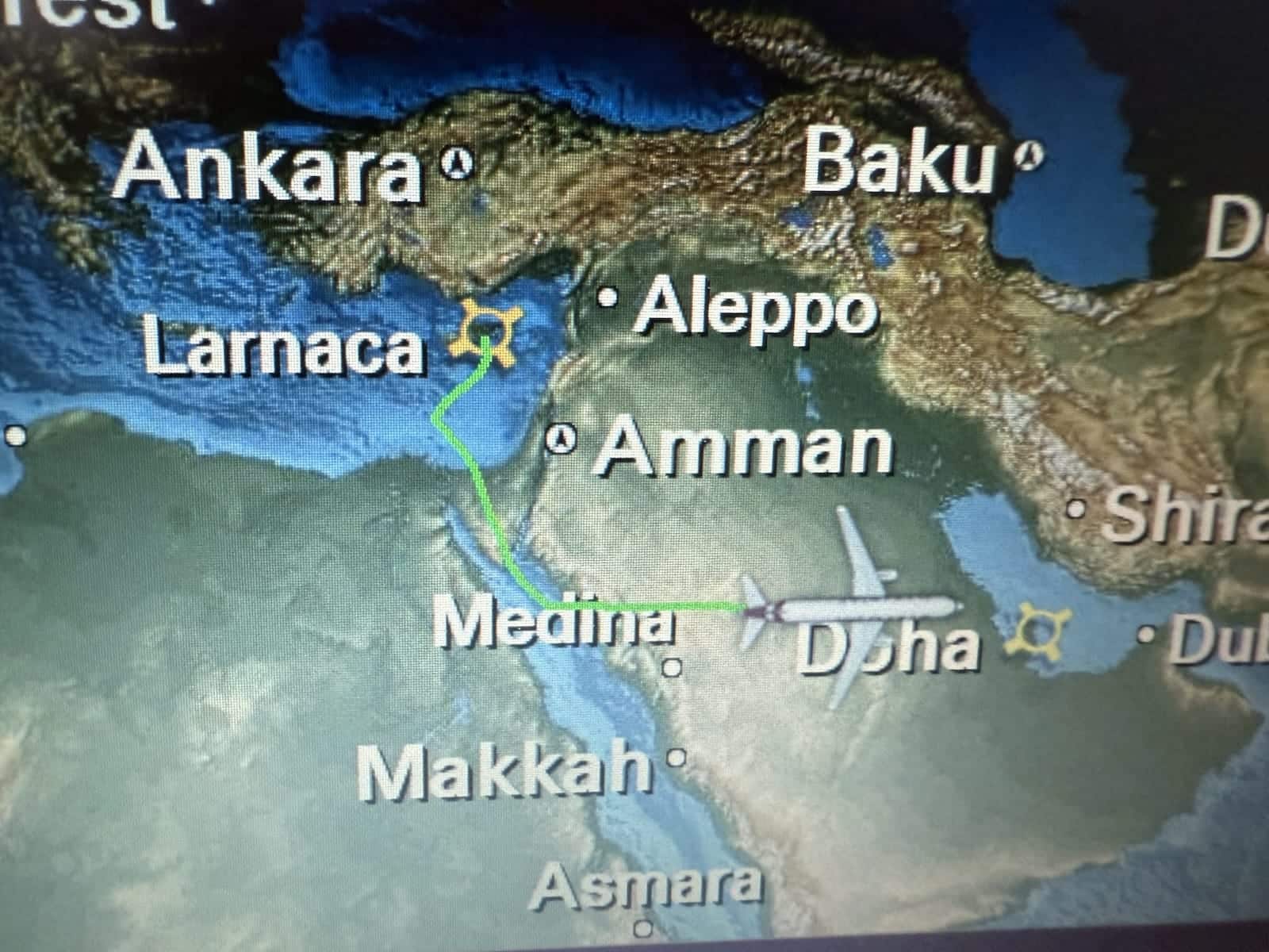 An airplane flight map showing the Arabian Peninsula.