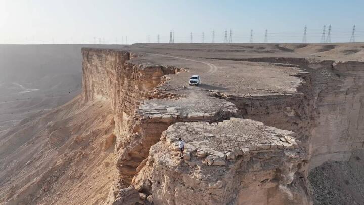 Edge of World with car and Stefan.