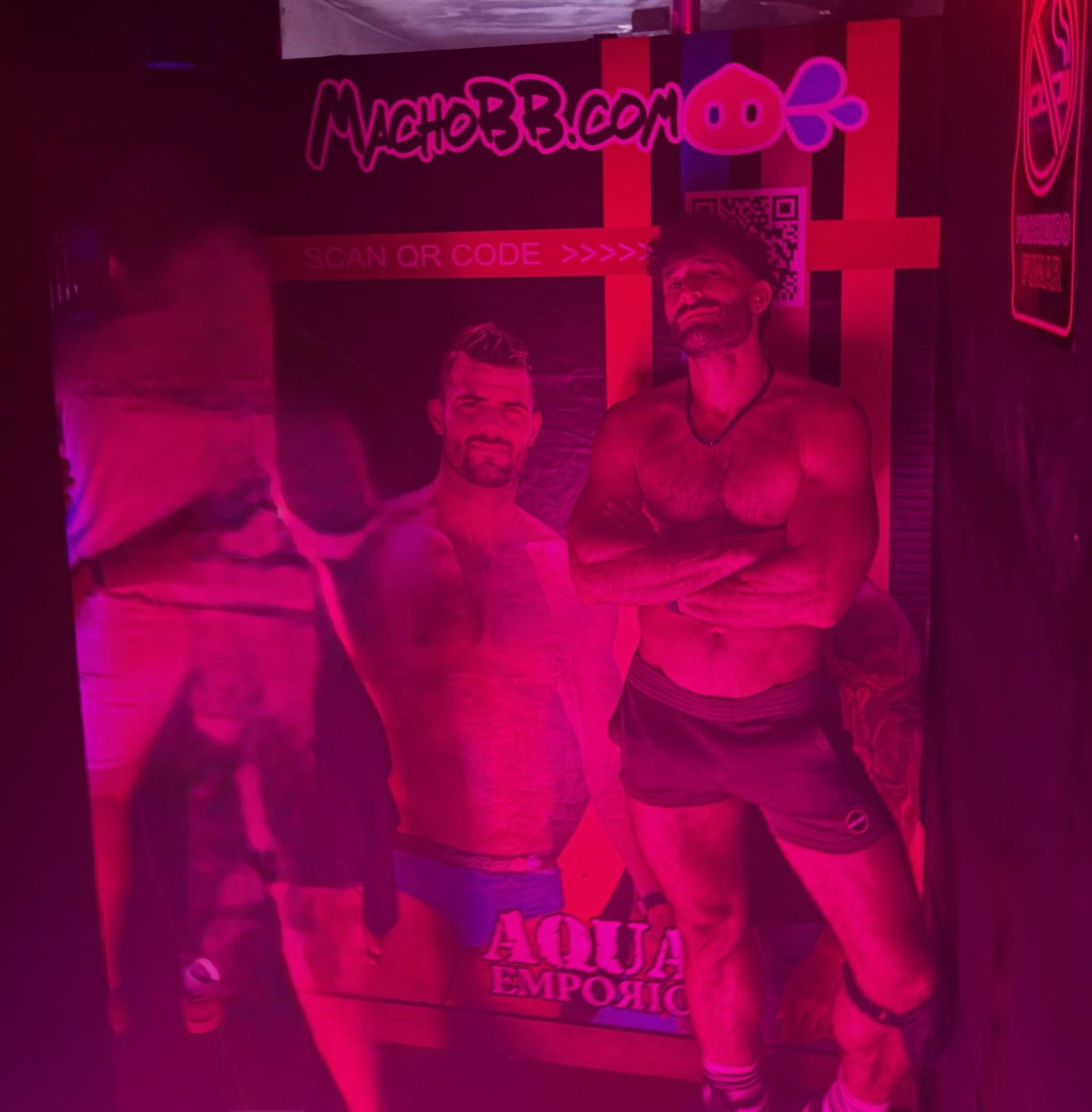 Aqua gay club Torremolinos model.